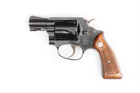 Smith & Wesson model 36, .38 Spl, #J895426, § B