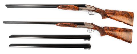 Pair of Sidelock S/S Shotguns Armas Maguregui - Eibar, 12/76, #A0241 & A0242, with exchangeable barrels, § C