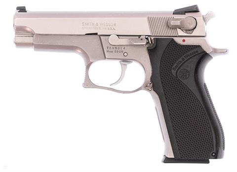 Pistole Smith & Wesson Mod. 5906  Kal. 9 mm Luger #TEU9054 § B (V 11)