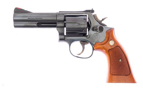 revolver Swithh & Wesson 586 cal. 357 Magnum #ABF4231 §B +ACC